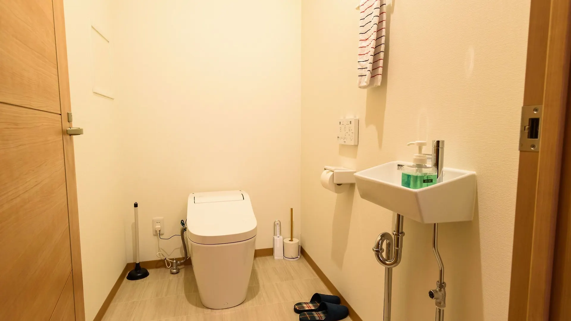 Kyoto Tsukiusagi - Hostel 0*,  Japan